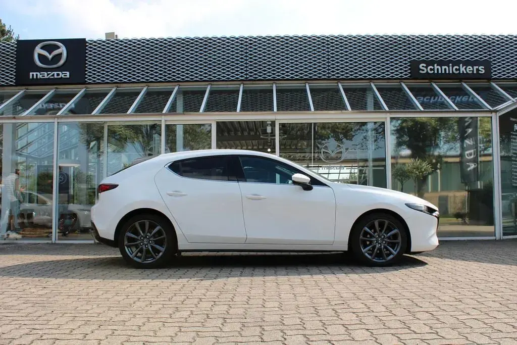 Gebraucht Mazda 3 Exclusive 140 PS (102 kW) 2025 Weiss Limousine