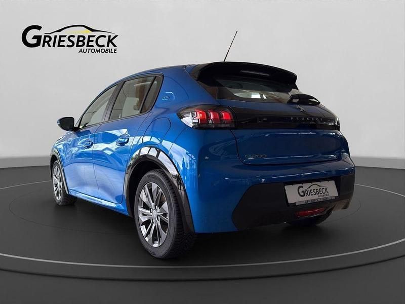 Gebraucht Peugeot 208 Active 100 kW (136 PS) 2021 Blau/typ aussenverkleidung met Kleinwagen