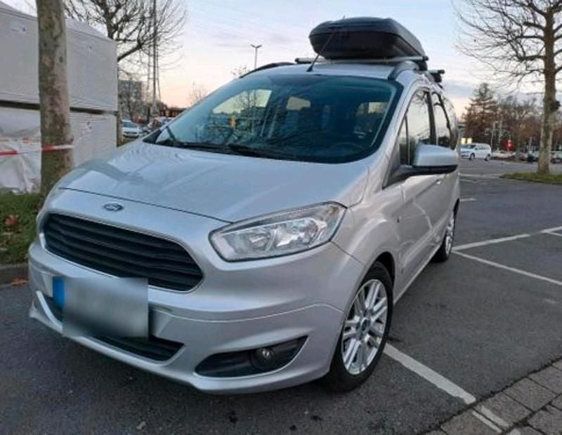 Gebraucht Ford Tourneo 100 PS (73 kW) 2017 Silber Kombi