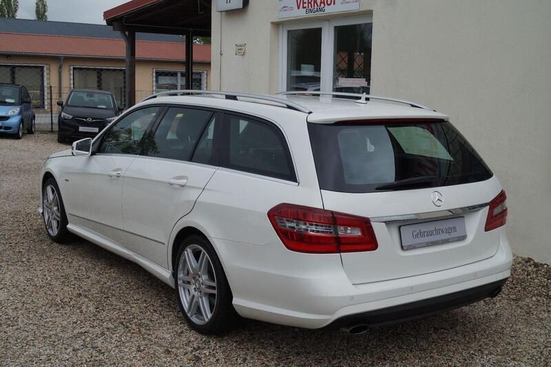 Gebraucht Mercedes E250 AMG 204 PS (150 kW) 2010 Calcitweiss  unilack Kombi