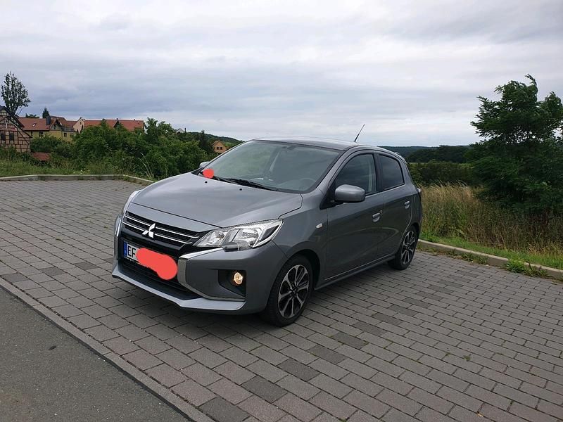Grau Gebraucht 2020 Mitsubishi Space Star Kleinwagen | 9.999 € (Fairer Preis) - Bild 1/4