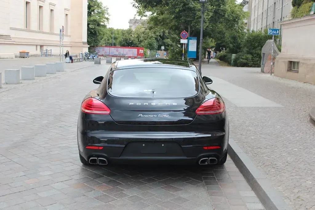 Gebraucht Porsche Panamera Turbo 519 PS (381 kW) 2013 Schwarz Kleinwagen