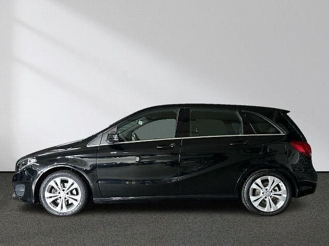 Lack kosmosschwarz Gebraucht 2015 Mercedes B200 Progressive Van / Kleinbus | 14.940 € (Fairer Preis) - Bild 1/4
