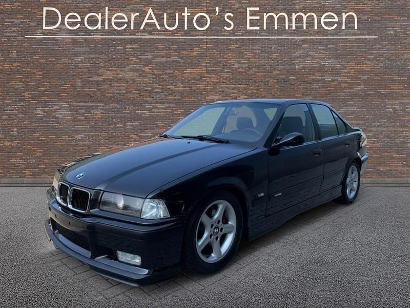 Gebraucht BMW 318 Performance 140 PS (102 kW) 1995 Schwarz Van