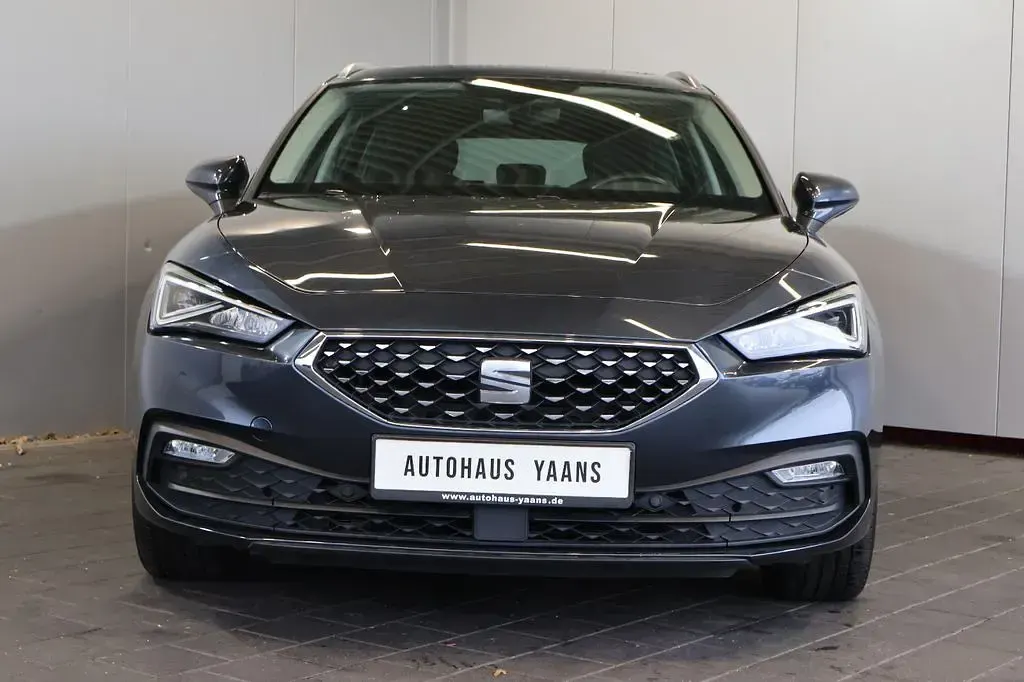 Gebraucht Seat Leon ST XCELLENCE 131 PS (96 kW) 2021 Grau Kombi
