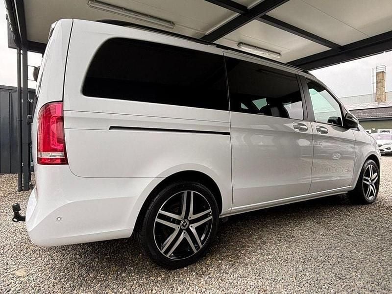 Gebraucht Mercedes V250 190 PS (139 kW) 2019 Weiß Van / Kleinbus