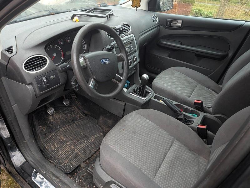 Gebraucht Ford Focus 2002 Schwarz Kombi