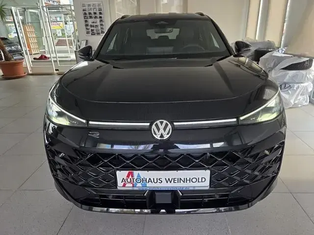Gebraucht VW T-Roc R-line 150 PS (110 kW) 2026 Schwarz SUV