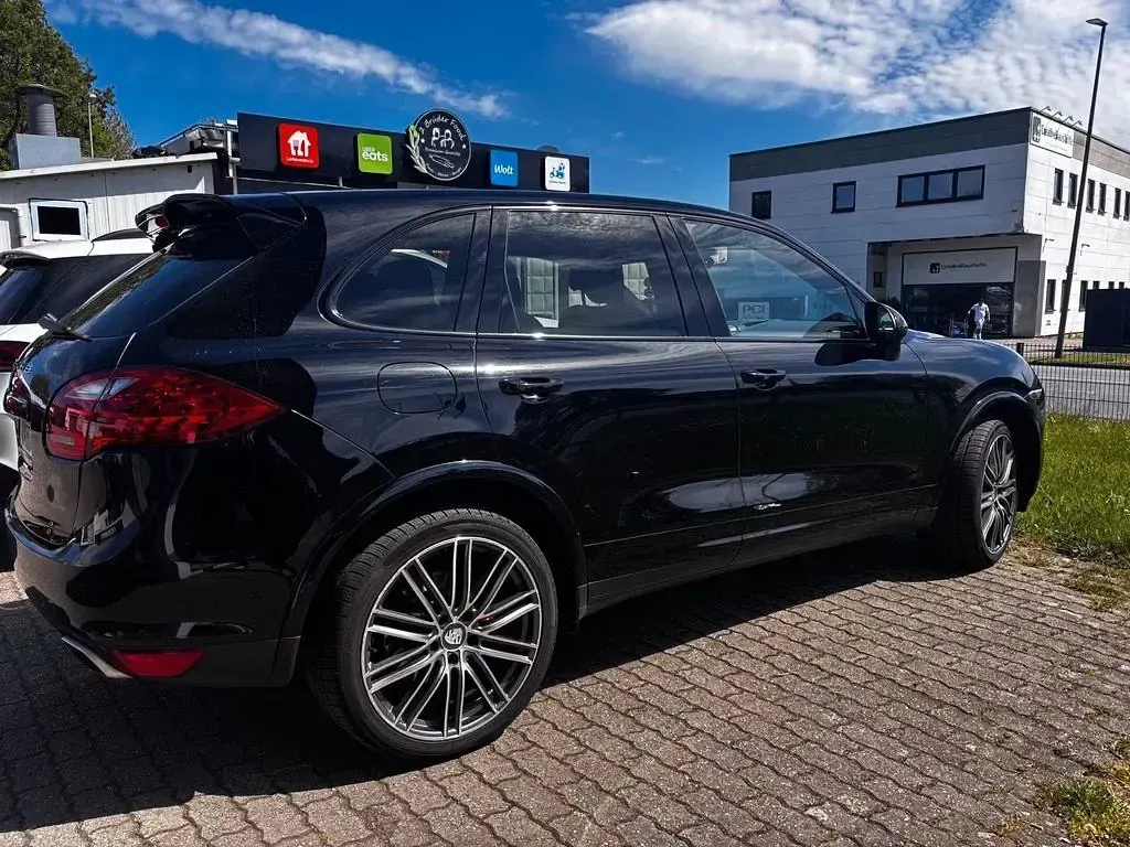 Gebraucht Porsche Cayenne Platinum Edition 262 PS (192 kW) 2013 Schwarz SUV