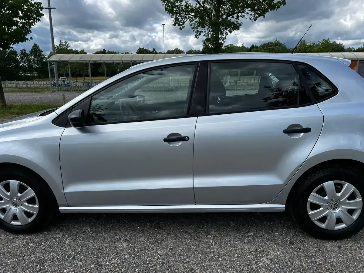 Gebraucht VW Polo Trendline 60 PS (44 kW) 2012 Silber Kleinwagen