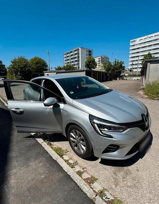 Gebraucht Renault Clio V 131 PS (96 kW) 2020 Silber Limousine