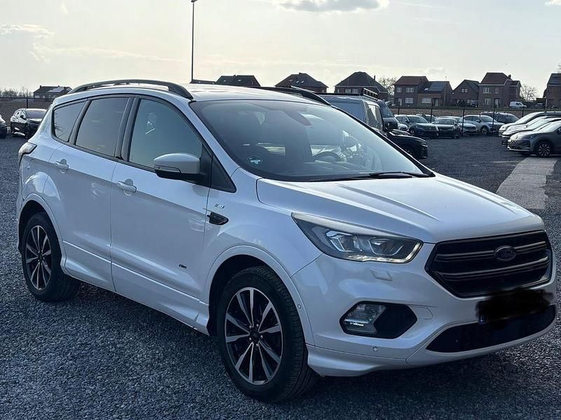 Gebraucht Ford Kuga ST-Line 179 PS (131 kW) 2017 Weiß SUV