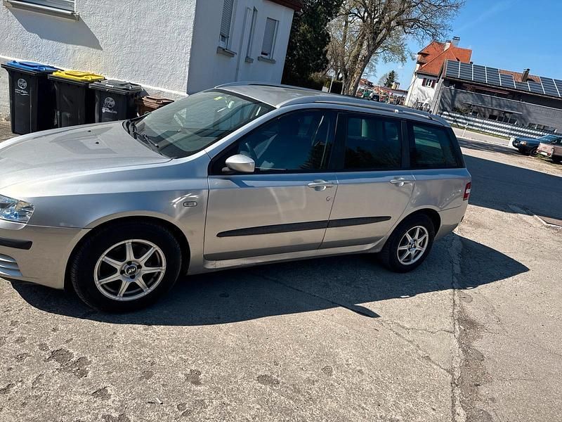 Gebraucht Fiat Stilo 104 PS (76 kW) 2004 Grau Kombi