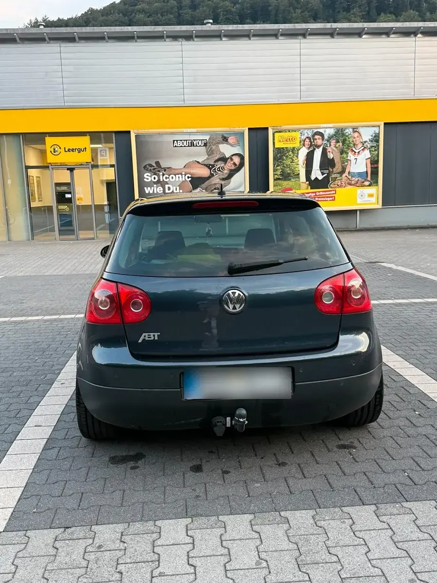 Gebraucht VW Golf V 130 PS (95 kW) 2006 Blau Kleinwagen