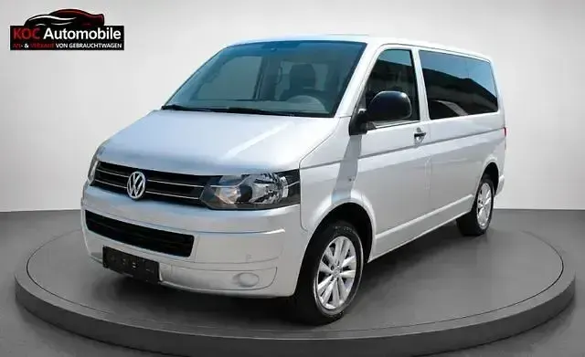 Gebraucht VW Multivan 140 PS (102 kW) 2015 Silber Van / Kleinbus