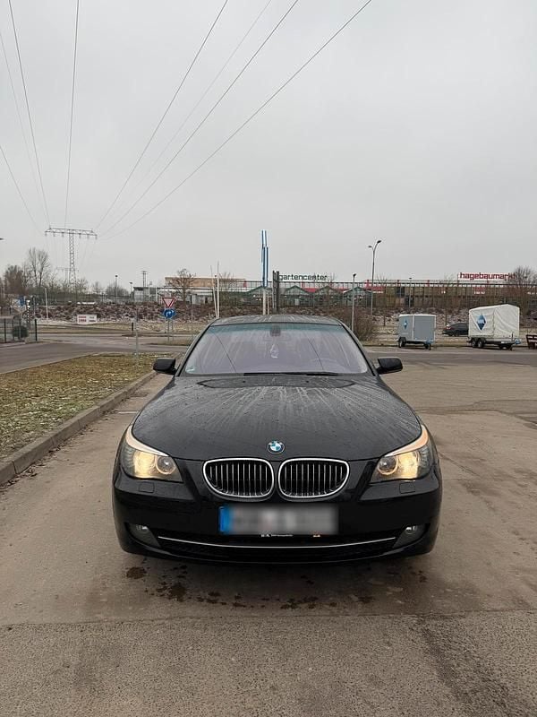 Schwarz Gebraucht 2007 BMW 525 Limousine | 5.500 € (Guter Preis) - Bild 1/4