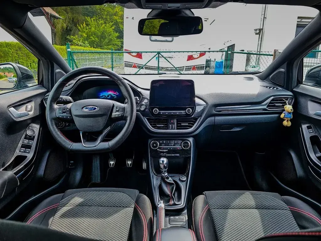Gebraucht Ford Puma ST-Line 125 PS (91 kW) 2020 Schwarz SUV