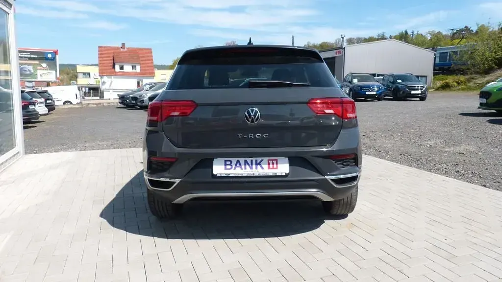 Gebraucht VW T-Roc Active 110 PS (80 kW) 2021 Grau SUV