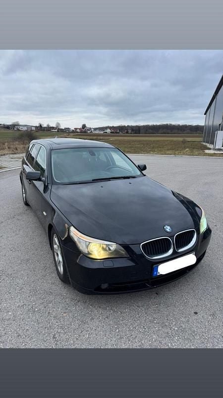 Gebraucht BMW 525 218 PS (160 kW) 2005 Schwarz Kombi