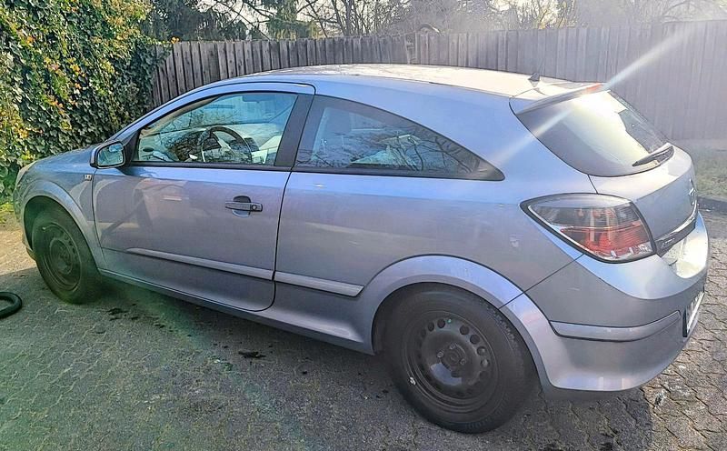 Gebraucht Opel Astra GTC 90 PS (66 kW) 2008 Grau Kleinwagen