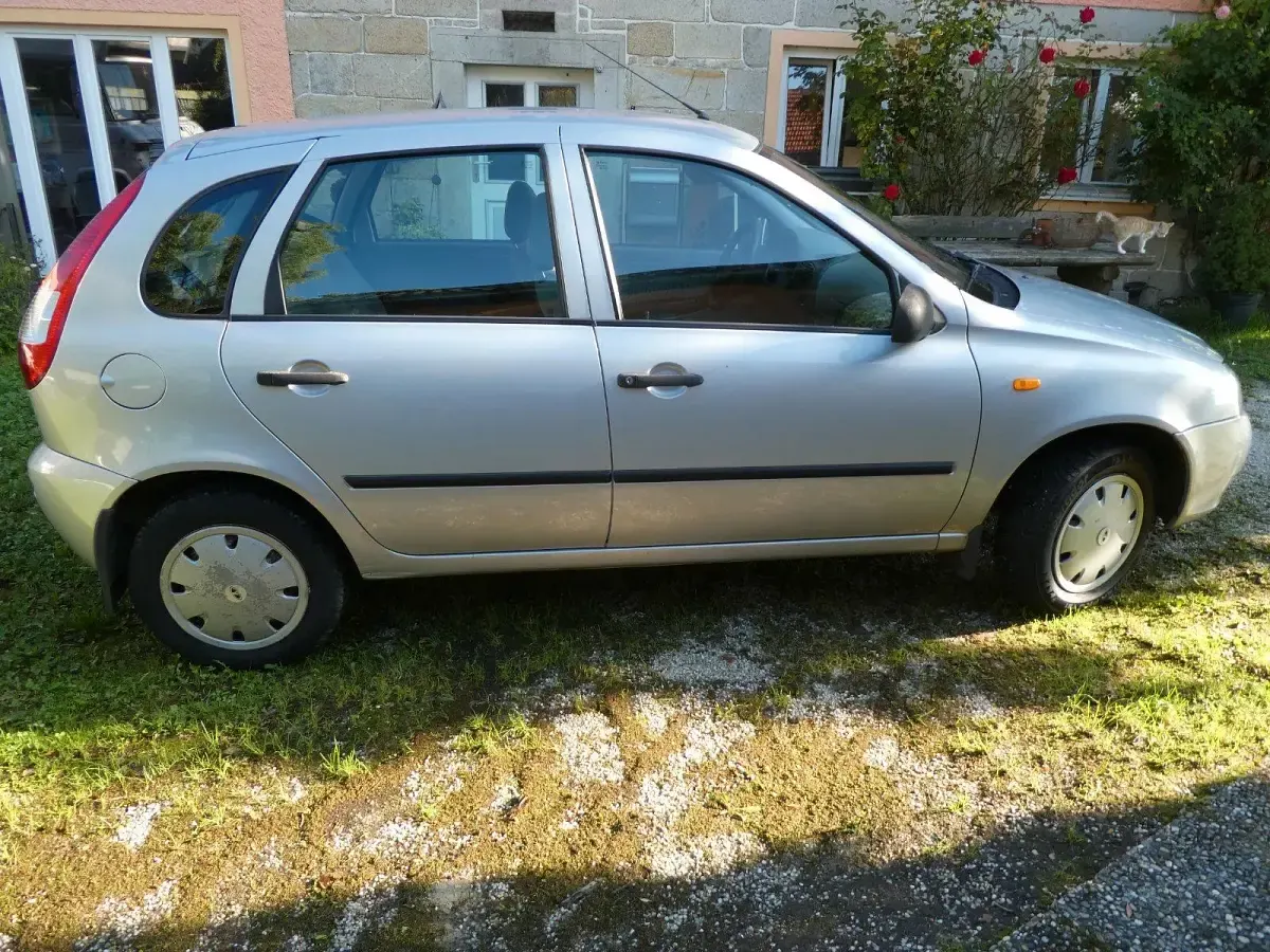 Gebraucht Lada Kalina 82 PS (60 kW) 2008 Silber Kombi