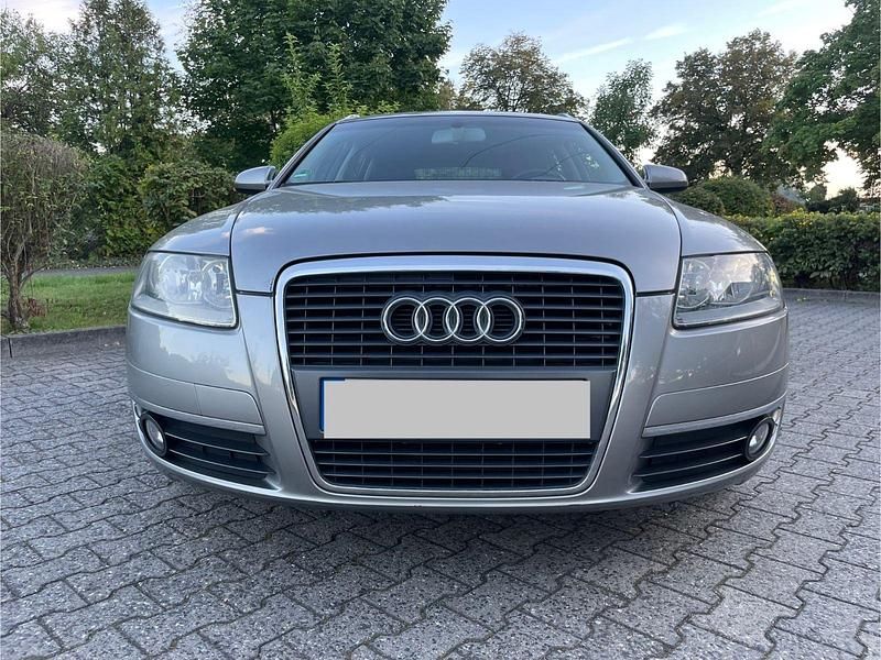 Używany Audi A6 177 KM (130 kW) 2005 Szary Kombi