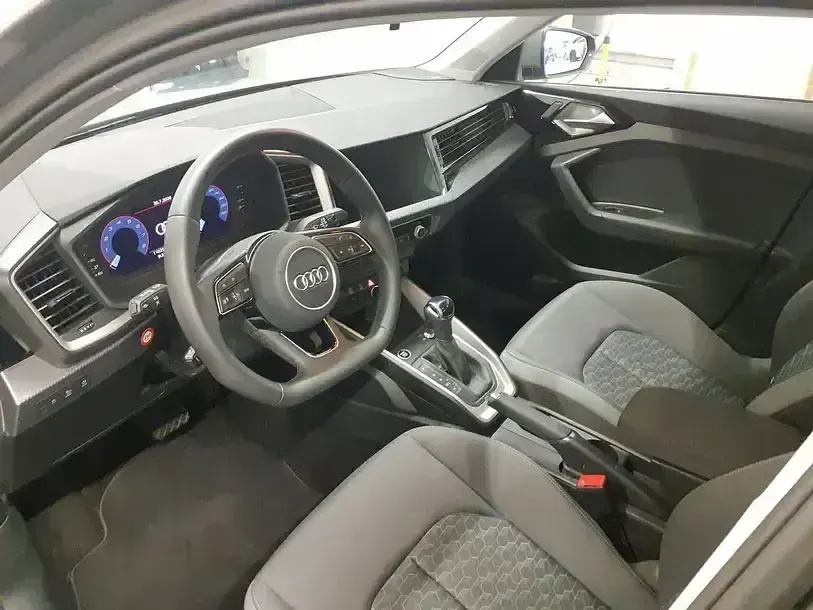 Gebraucht Audi A1 Sportback S-Line 95 PS (69 kW) 2025 Chronosgrau Kleinwagen