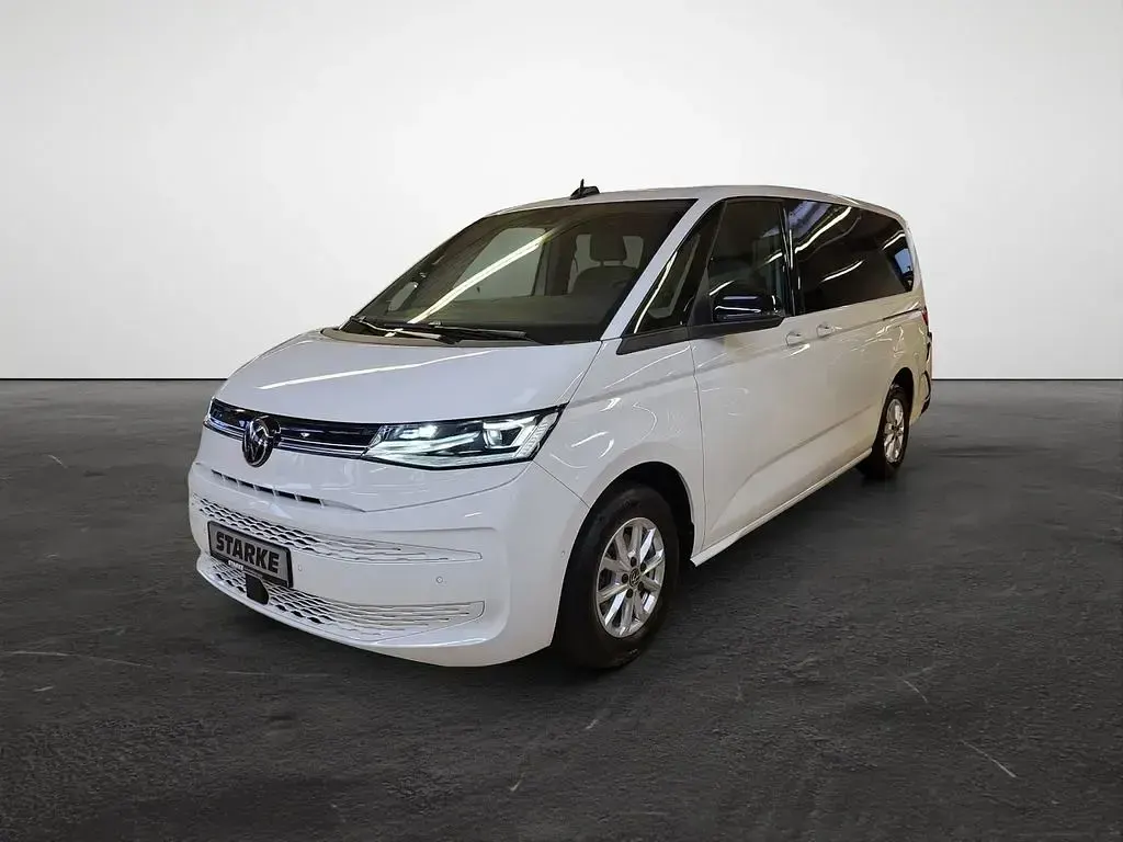 Gebraucht VW Multivan Life 150 PS (110 kW) 2025 Weiß Van / Kleinbus