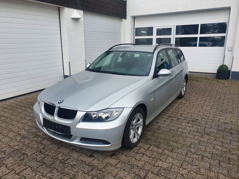 Silber Gebraucht 2008 BMW 318 Sport Line Kombi | 4.998 € (Fairer Preis) - Bild 1/4