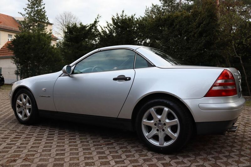 Silber Gebraucht 1999 Mercedes SLK230 Cabrio | 3.900 € (Fairer Preis) - Bild 1/4