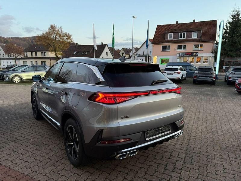 Gebraucht Baic X75 177 PS (130 kW) 2024 Silber SUV