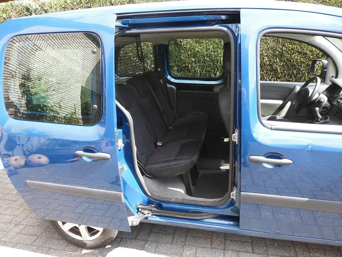 Occasion Renault Kangoo 87 ch (63 kW) 2009 Bleue Monospace