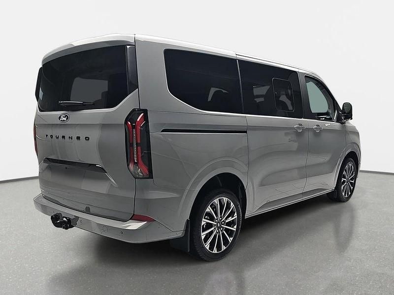 Neu Ford Tourneo Titanium X 170 PS (125 kW) 2026 Grau Van / Kleinbus