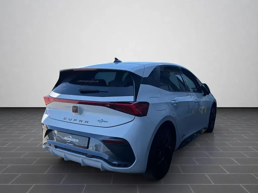 Usata Cupra Born 169 kW (231 CV) 2026 Bianco Utilitaria