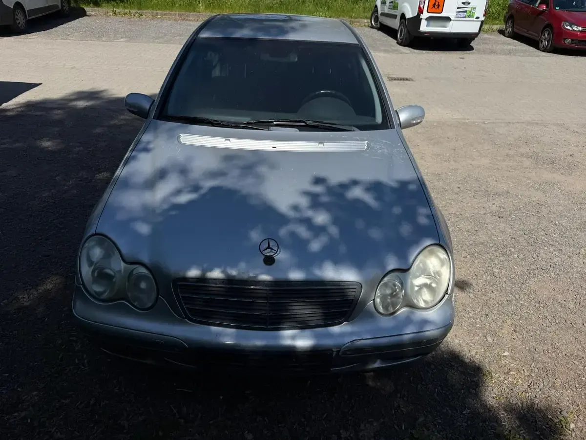 Brugt Mercedes C320 218 HK (160 kW) 2002 Sølv Sedan
