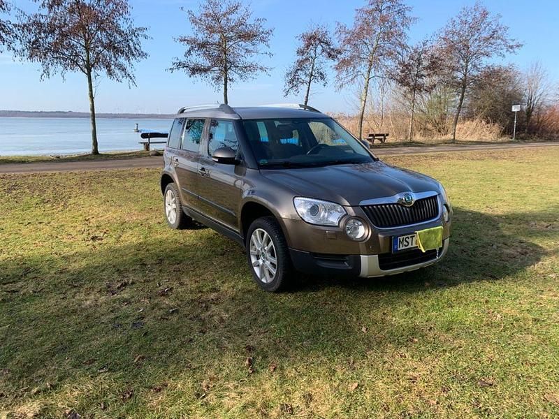 Gebraucht Skoda Yeti Elegance 110 PS (80 kW) 2012 Braun SUV