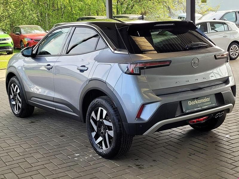 Gebraucht Opel Mokka Elegance 131 PS (96 kW) 2023 Quarz silber / kontrast grau SUV