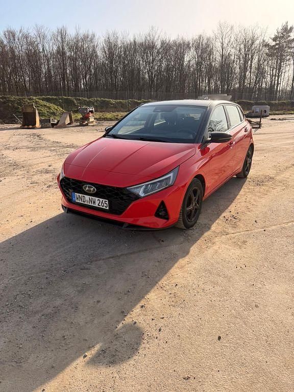 Gebraucht Hyundai i20 Prime 101 PS (74 kW) 2020 Rot Kleinwagen