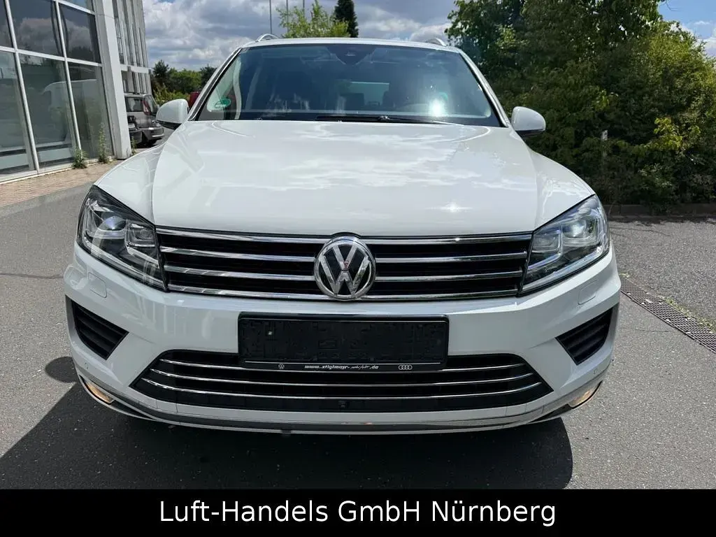 Gebraucht VW Touareg Terrain Tech 262 PS (192 kW) 2014 Weiß SUV