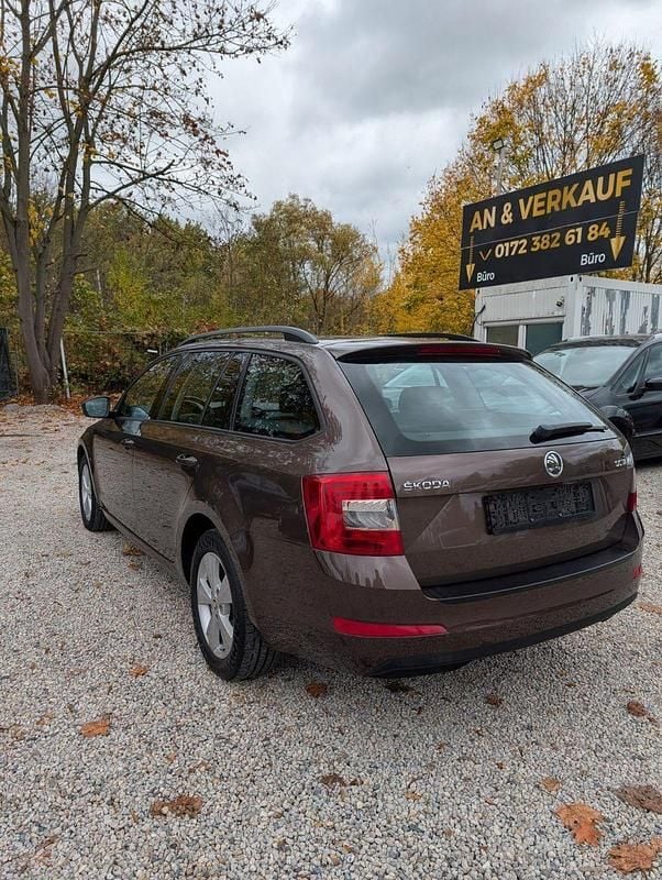 Gebraucht Skoda Octavia 105 PS (77 kW) 2014 Braun Kombi