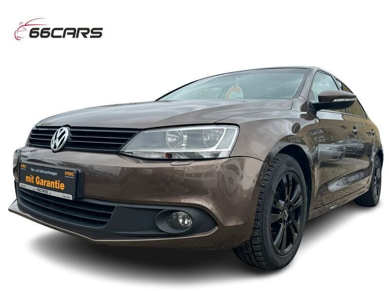 Braun Gebraucht 2011 VW Jetta Trendline Limousine | 6.980 € (Etwas zu teuer) - Bild 1/4