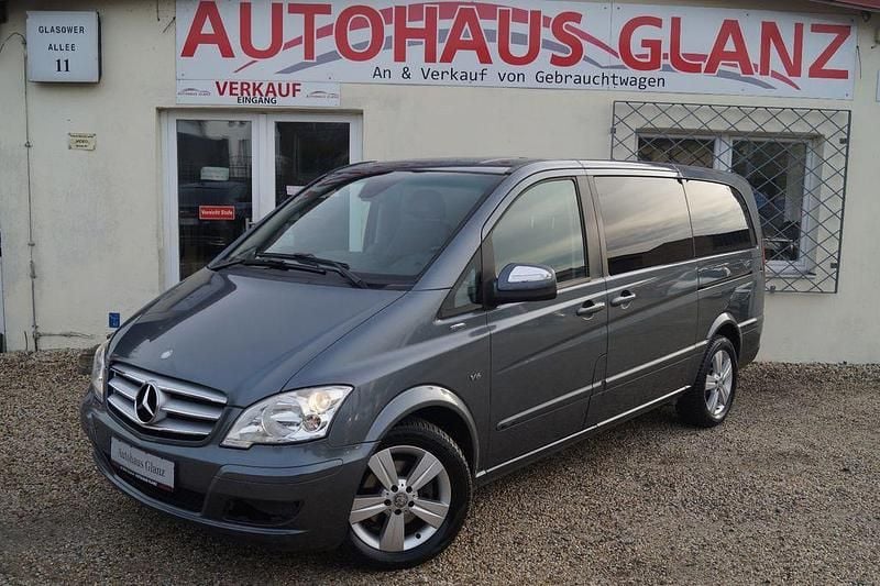 Grau Gebraucht 2012 Mercedes Viano Van / Kleinbus | 15.900 € (Superpreis) - Bild 1/4