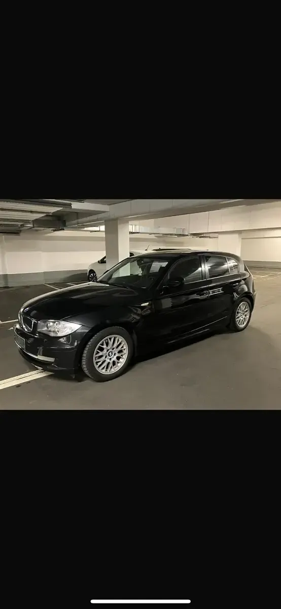 Gebraucht BMW 120 177 PS (130 kW) 2010 Schwarz Kleinwagen