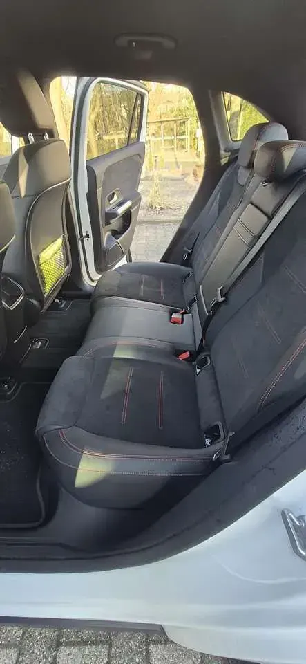 Gebraucht Mercedes EQA250 AMG line 139 kW (190 PS) 2022 Weiß SUV