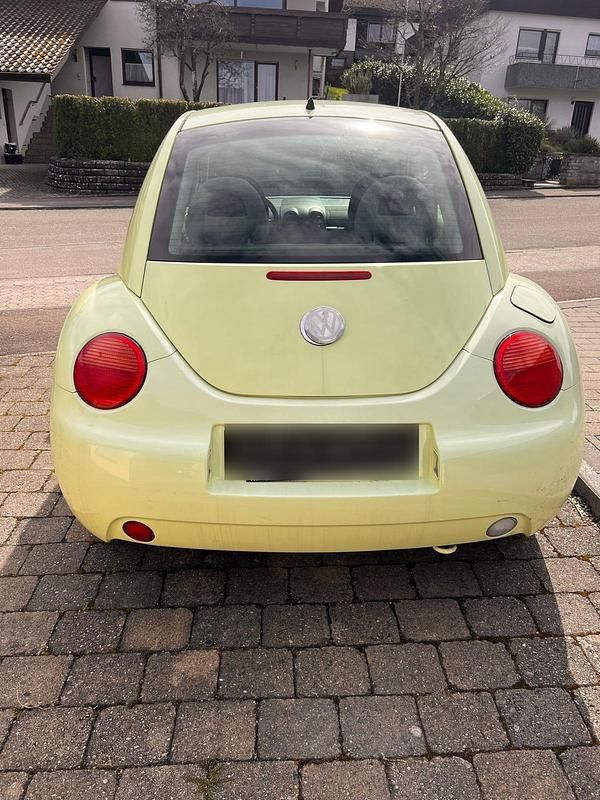 Gebraucht VW New Beetle 90 PS (66 kW) 2000 Gelb Kleinwagen