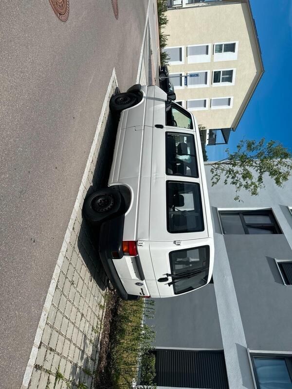 Weiß Gebraucht 1999 VW T4 Van | 9.500 € (Etwas zu teuer) - Bild 1/4