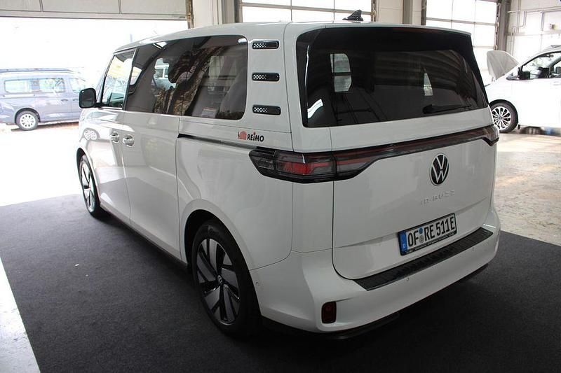 Gebraucht VW ID. Buzz Pro 150 kW (204 PS) 2023 Weiß Van / Kleinbus