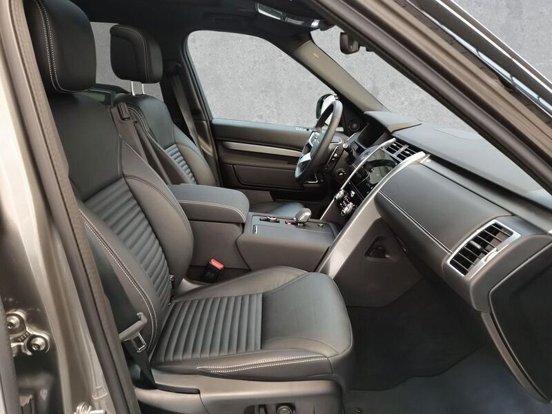 Gebraucht Land Rover Discovery 5 SE Dynamic 300 PS (220 kW) 2023 Silber SUV