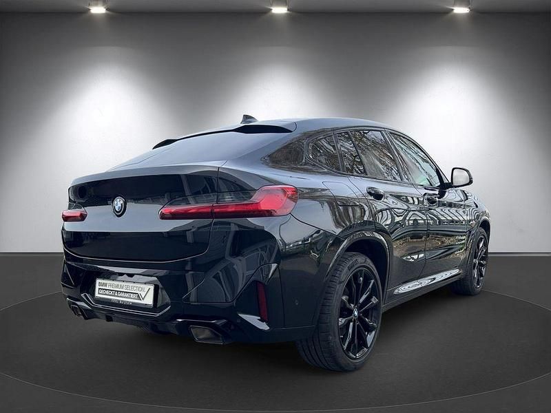 Gebraucht BMW X4 M Sport 190 PS (139 kW) 2022 Schwarz SUV