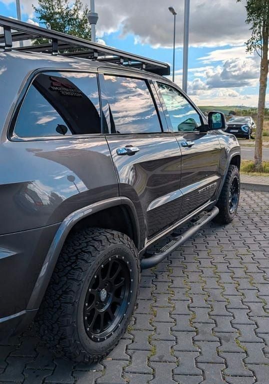 Gebraucht Jeep Grand Cherokee 250 PS (183 kW) 2017 Grau SUV